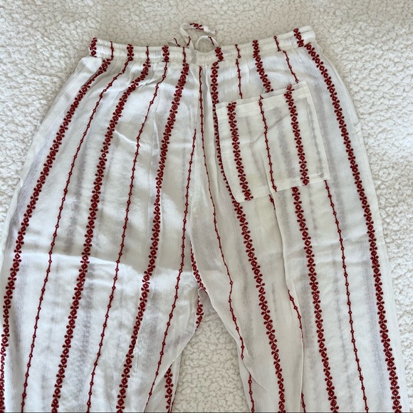 Trendy two piece summer set! comes with tube top and pants - Picture 8 of 8